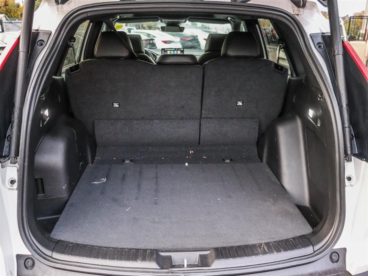 2023 Honda CR-V Hybrid Touring AWD Photo