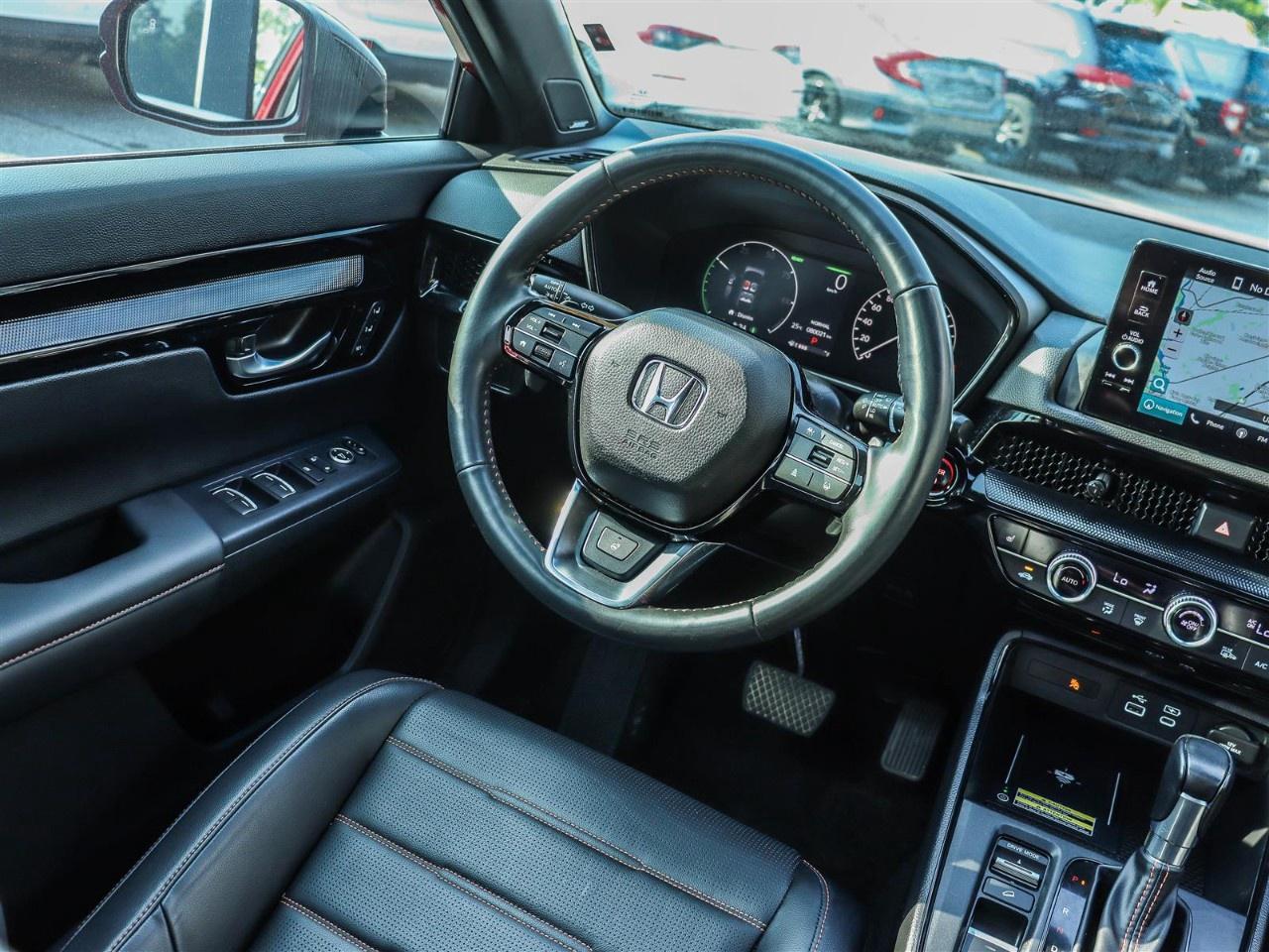 2023 Honda CR-V Hybrid Touring AWD Photo