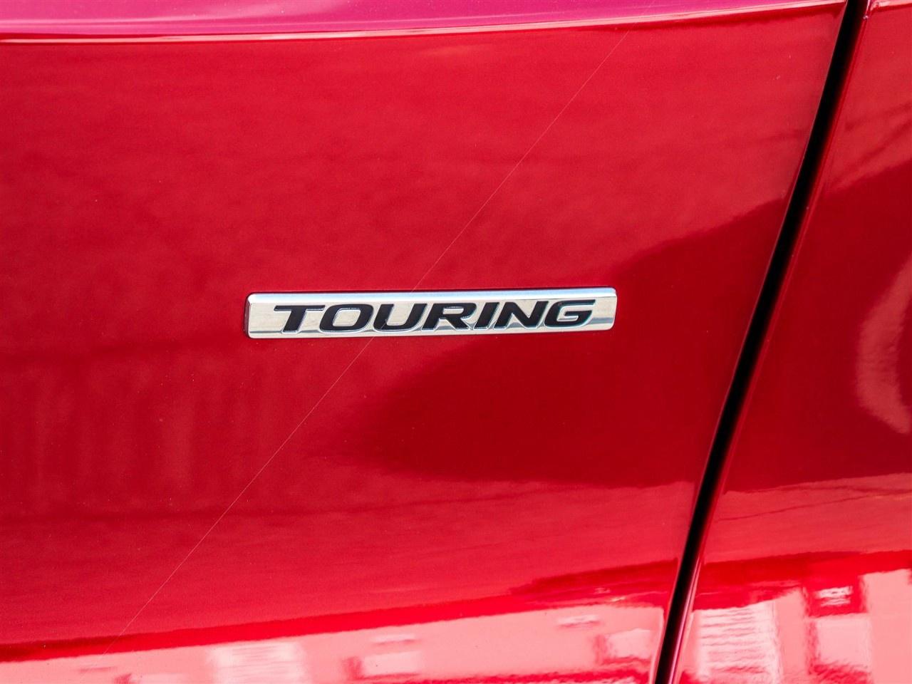 2023 Honda CR-V Hybrid Touring AWD Photo