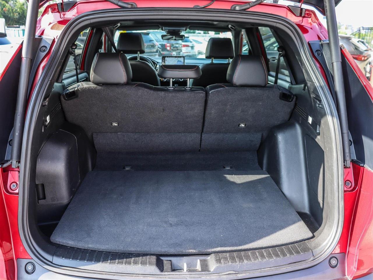 2023 Honda CR-V Hybrid Touring AWD Photo