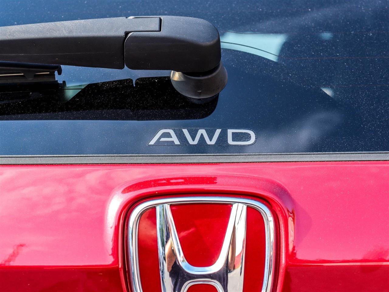 2023 Honda CR-V Hybrid Touring AWD Photo