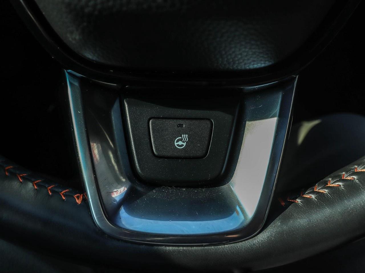 2023 Honda CR-V Hybrid Touring AWD Photo