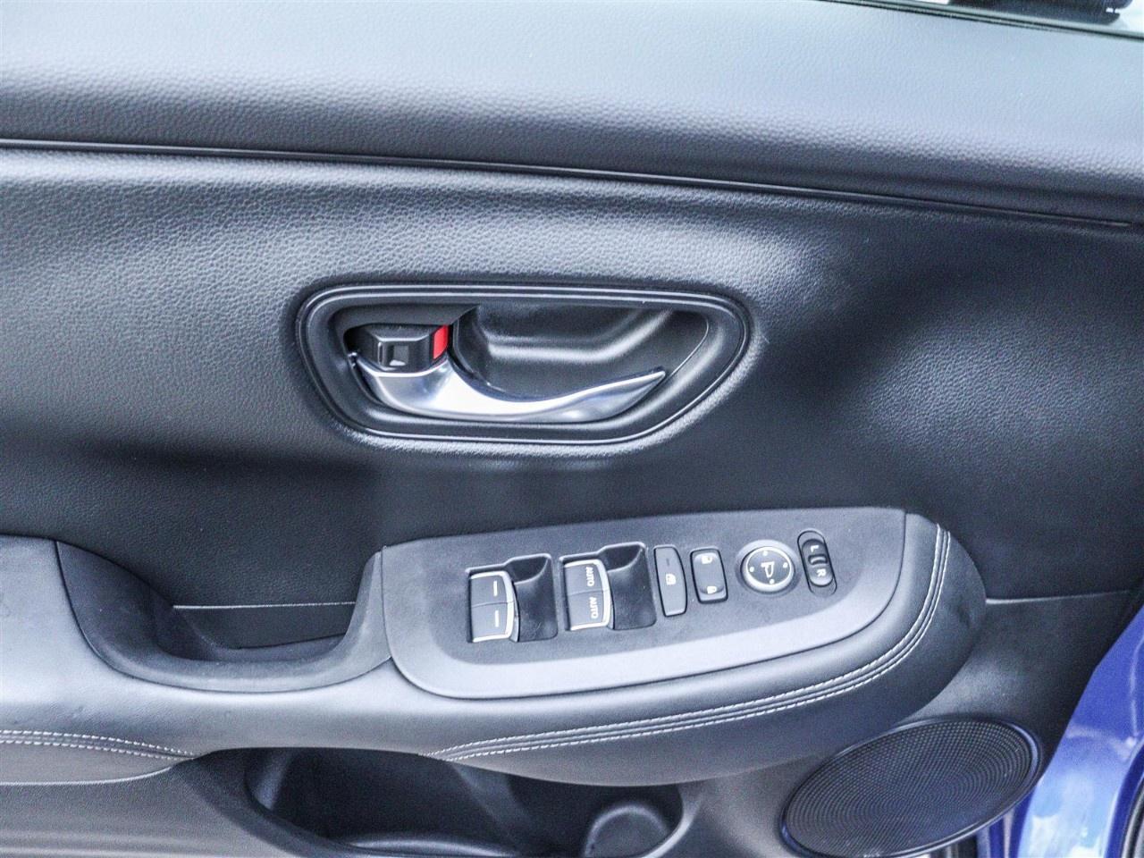 2024 Honda HR-V Ex-L Navi Awd Cvt Photo