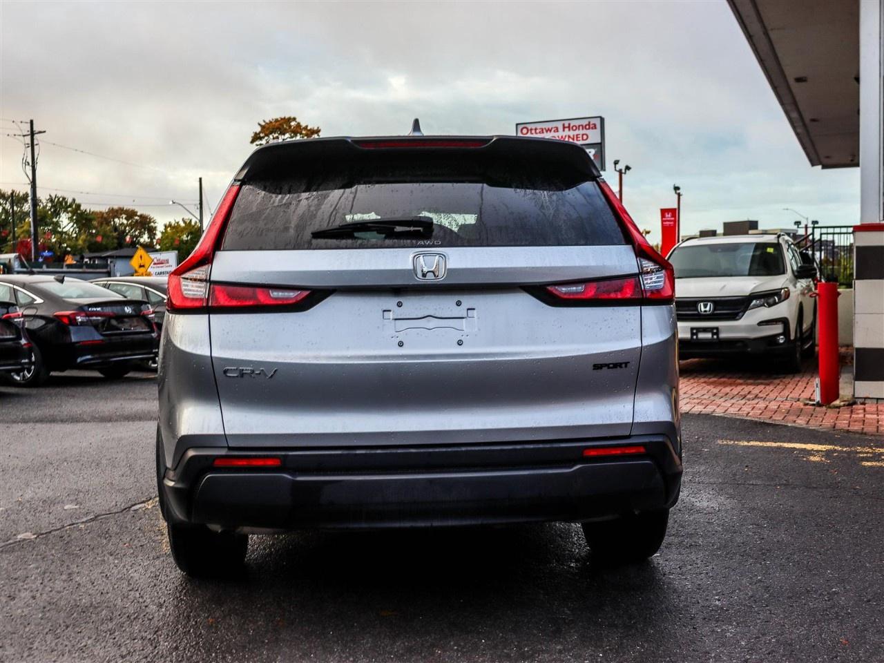 2025 Honda CR-V Sport AWD Photo3