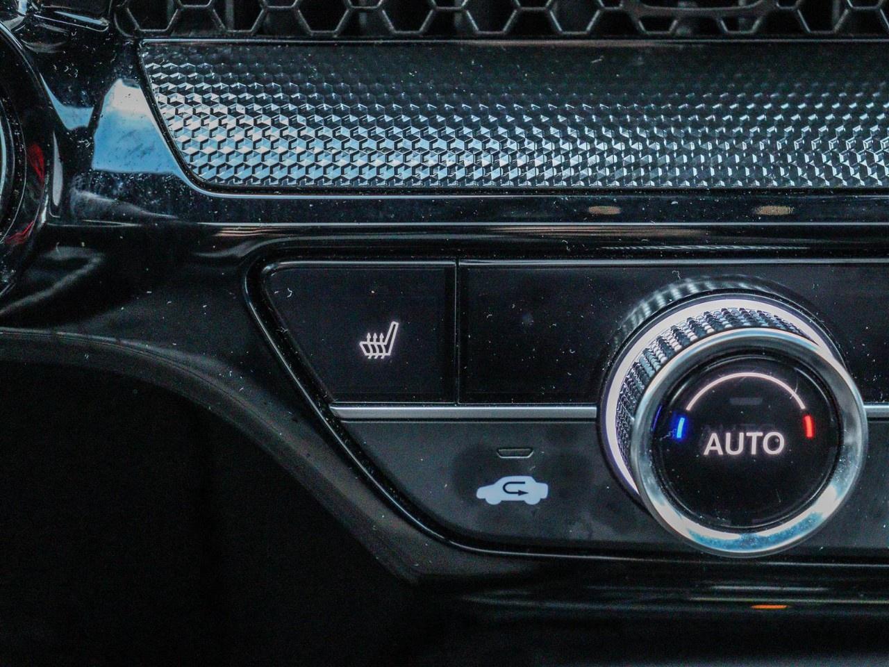 2024 Honda CR-V Hybrid Touring AWD Photo