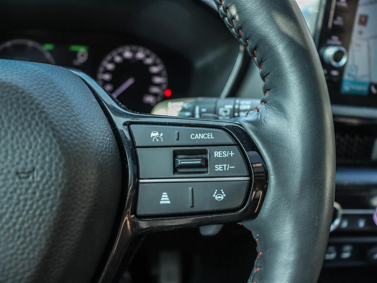 2023 Honda CR-V Hybrid Touring AWD Photo
