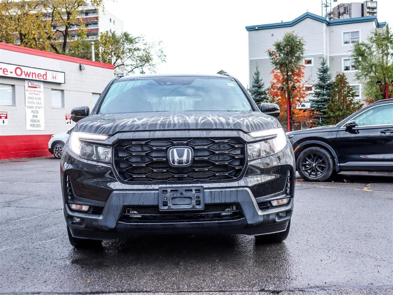 2023 Honda Passport Touring AWD Photo1