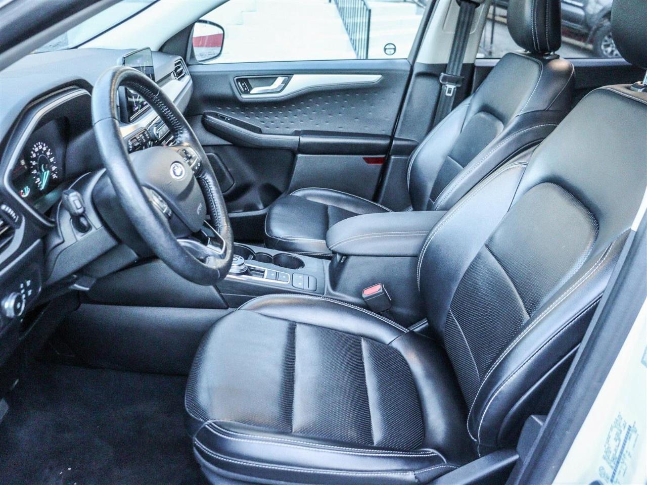 2020 Ford Escape SEL FWD Photo