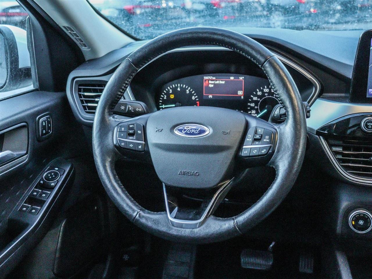 2020 Ford Escape SEL FWD Photo