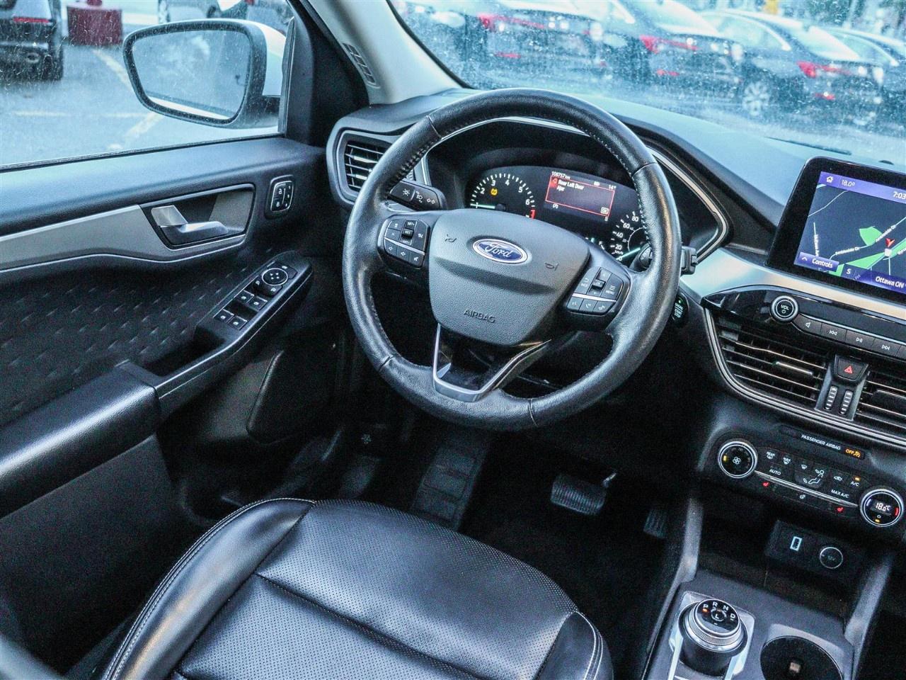 2020 Ford Escape SEL FWD Photo