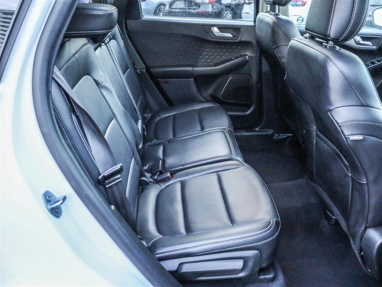 2020 Ford Escape SEL FWD Photo