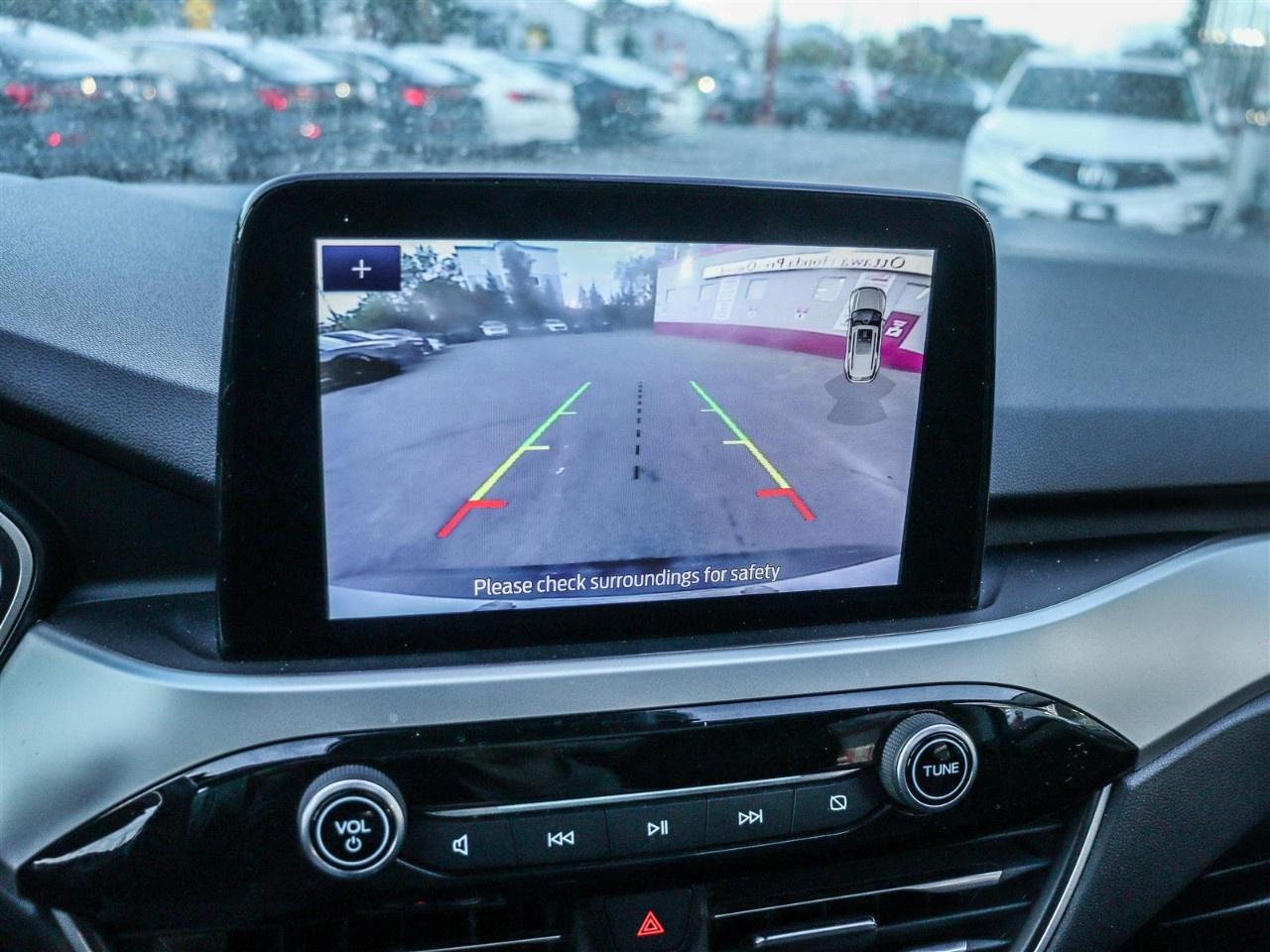2020 Ford Escape SEL FWD Photo