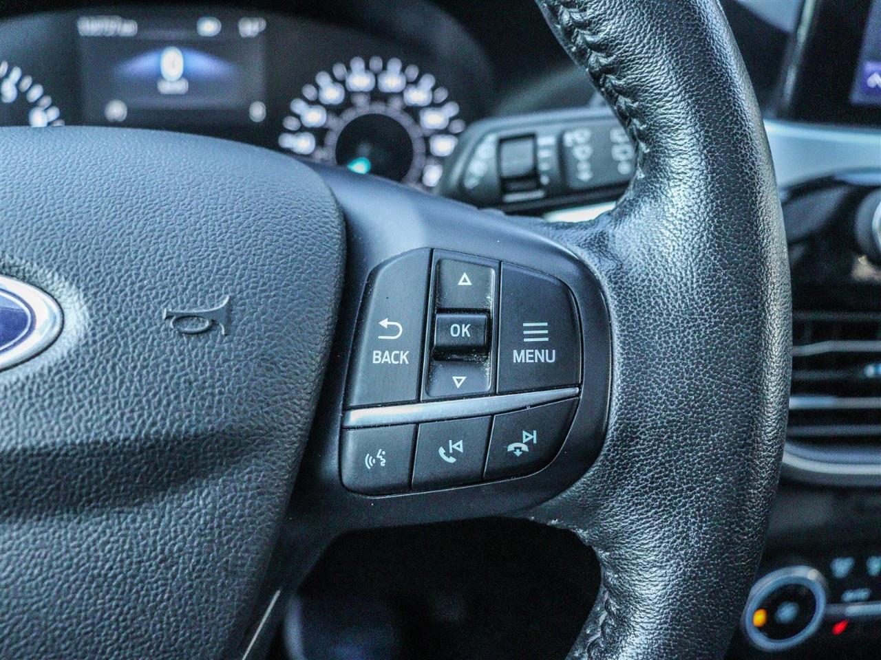2020 Ford Escape SEL FWD Photo