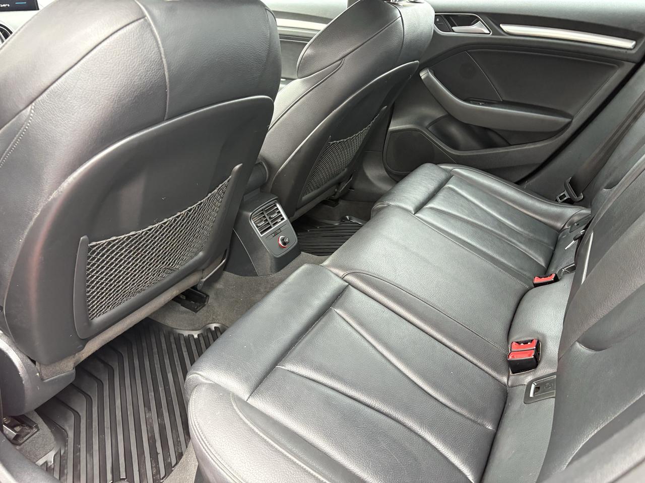 2016 Audi A3 2.0T Progressiv Photo