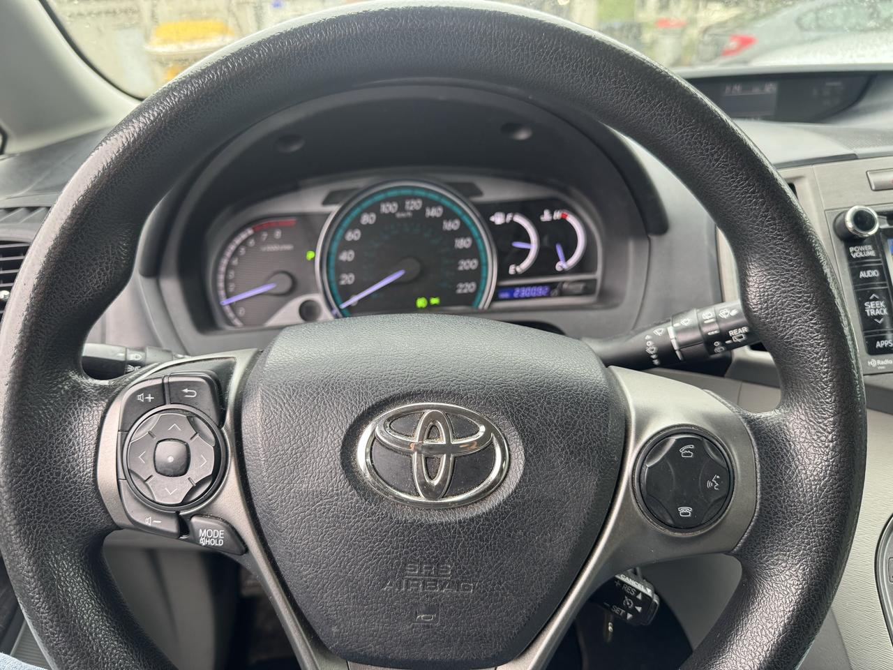 2014 Toyota Venza LE Photo