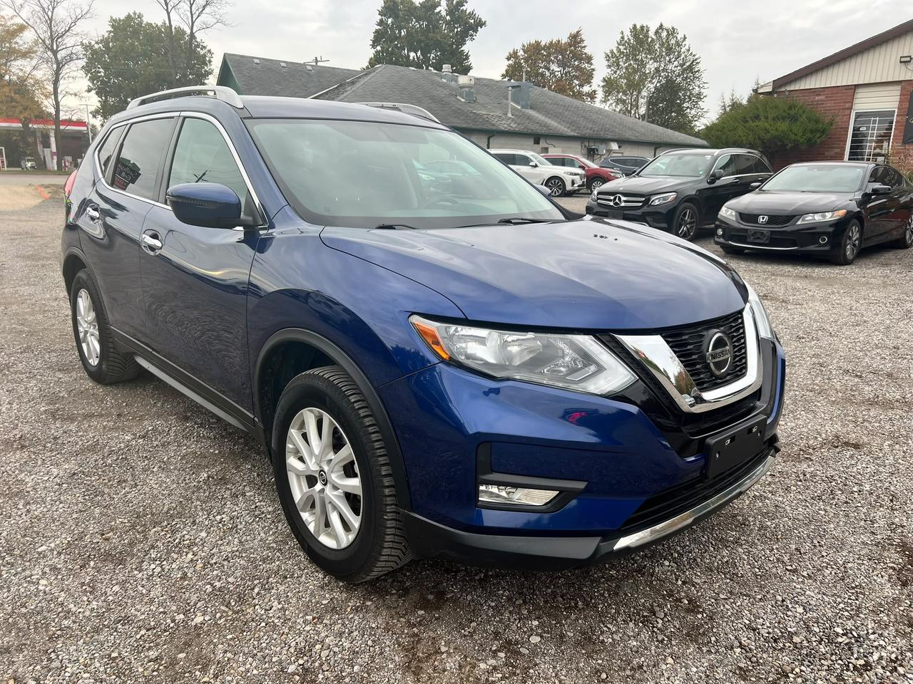2018 Nissan Rogue SV CERTIFIED Photo
