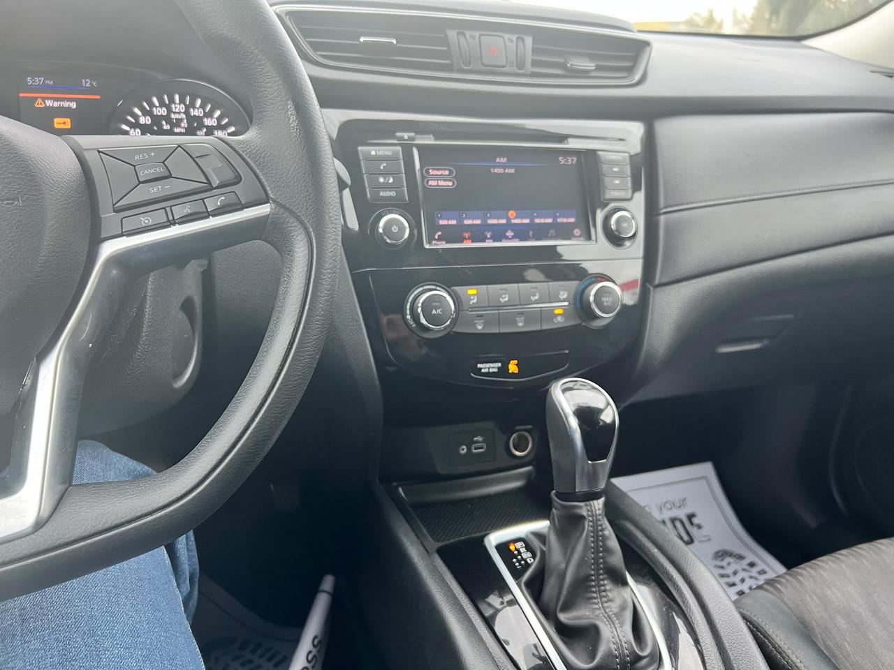 2018 Nissan Rogue SV CERTIFIED Photo
