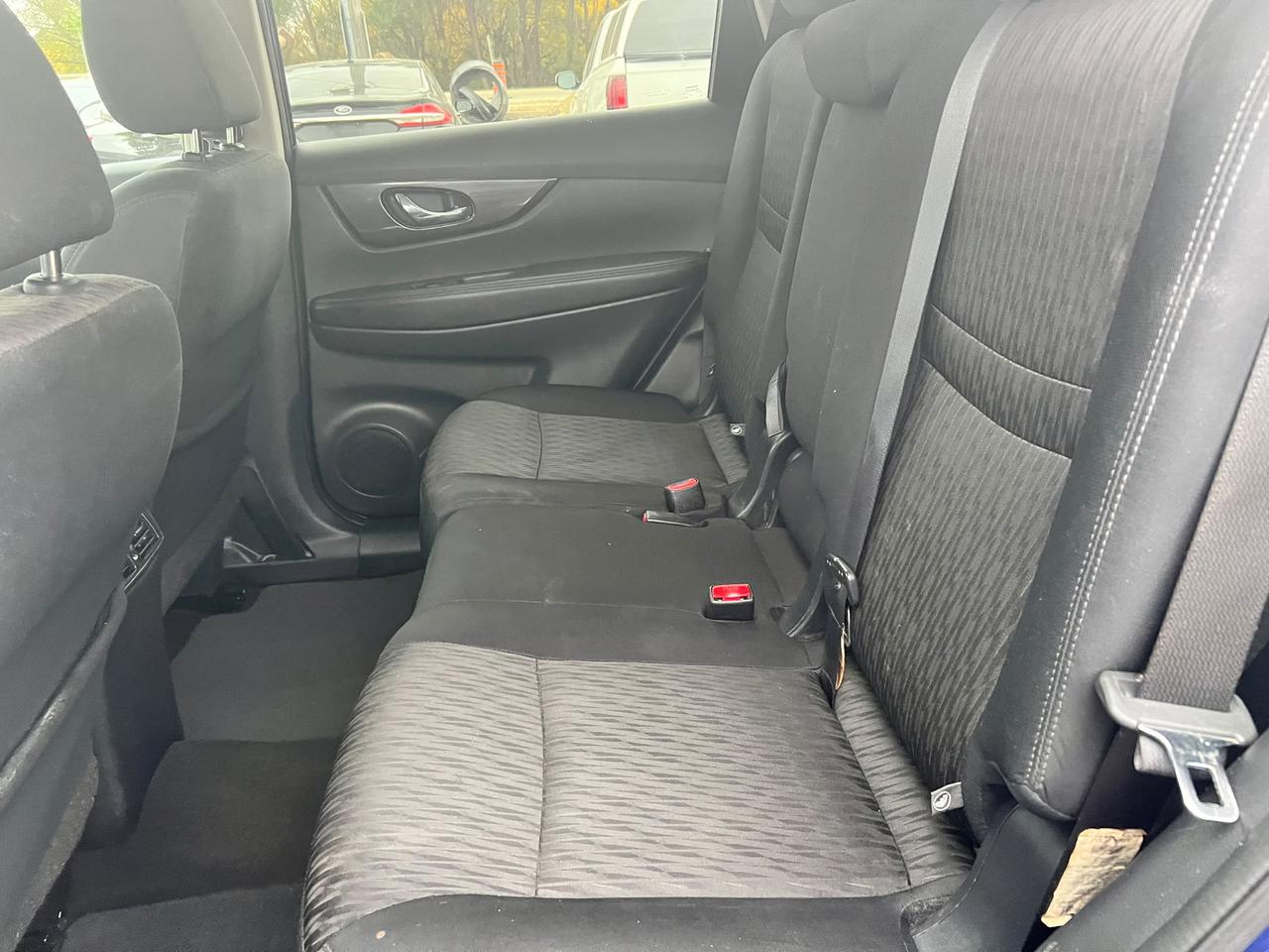 2018 Nissan Rogue SV CERTIFIED Photo