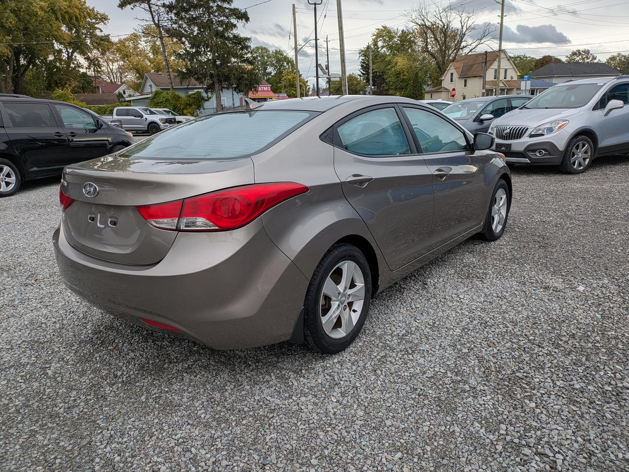 2011 Hyundai Elantra 4dr Sdn Auto GLS Photo4