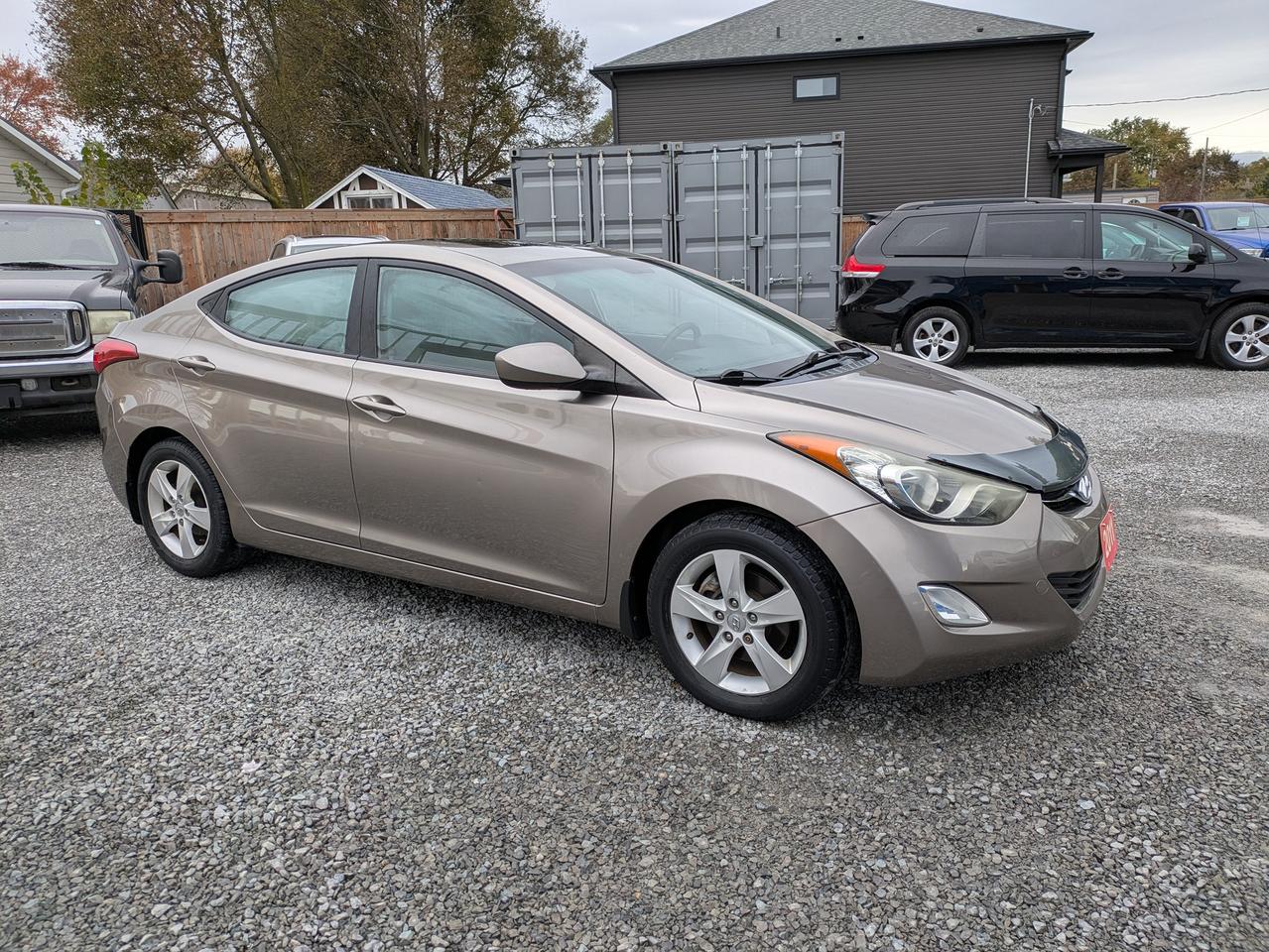 2011 Hyundai Elantra 4dr Sdn Auto GLS Photo