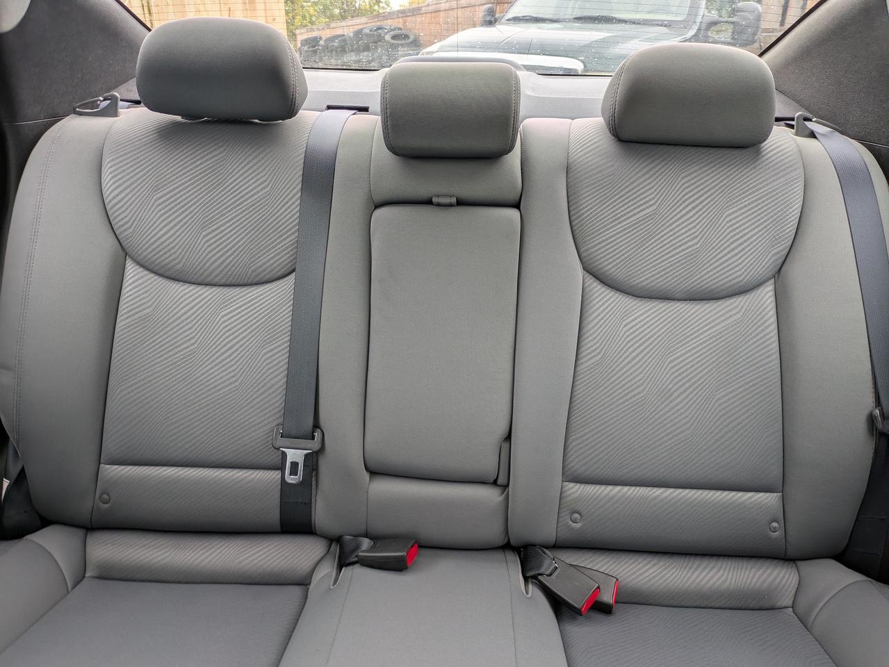 2011 Hyundai Elantra 4dr Sdn Auto GLS Photo