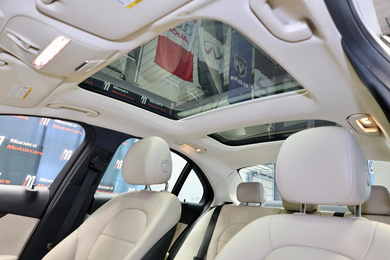 2020 Mercedes-Benz C-Class C300 4MATIC - PANO|NAVI|360CAMERA|BLINDSPOT Photo