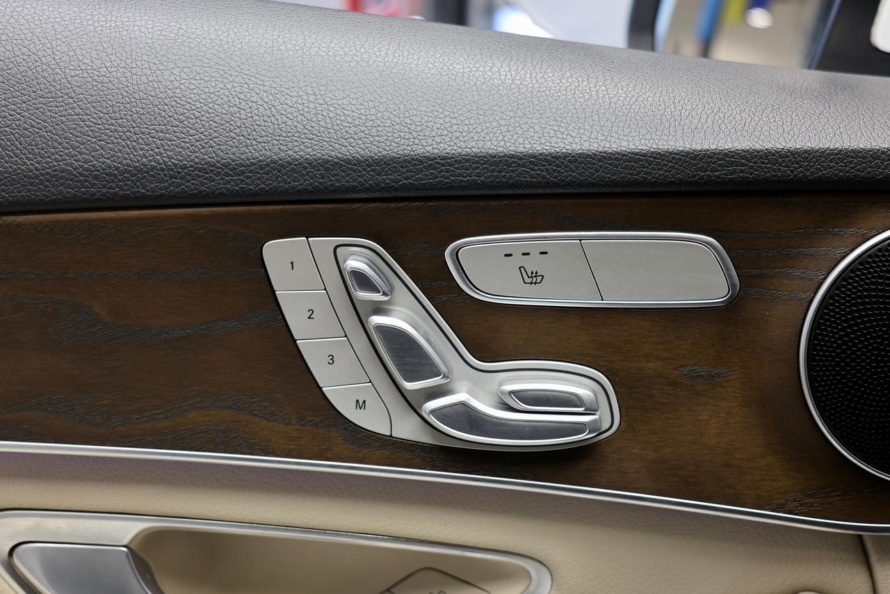 2020 Mercedes-Benz C-Class C300 4MATIC - PANO|NAVI|360CAMERA|BLINDSPOT Photo