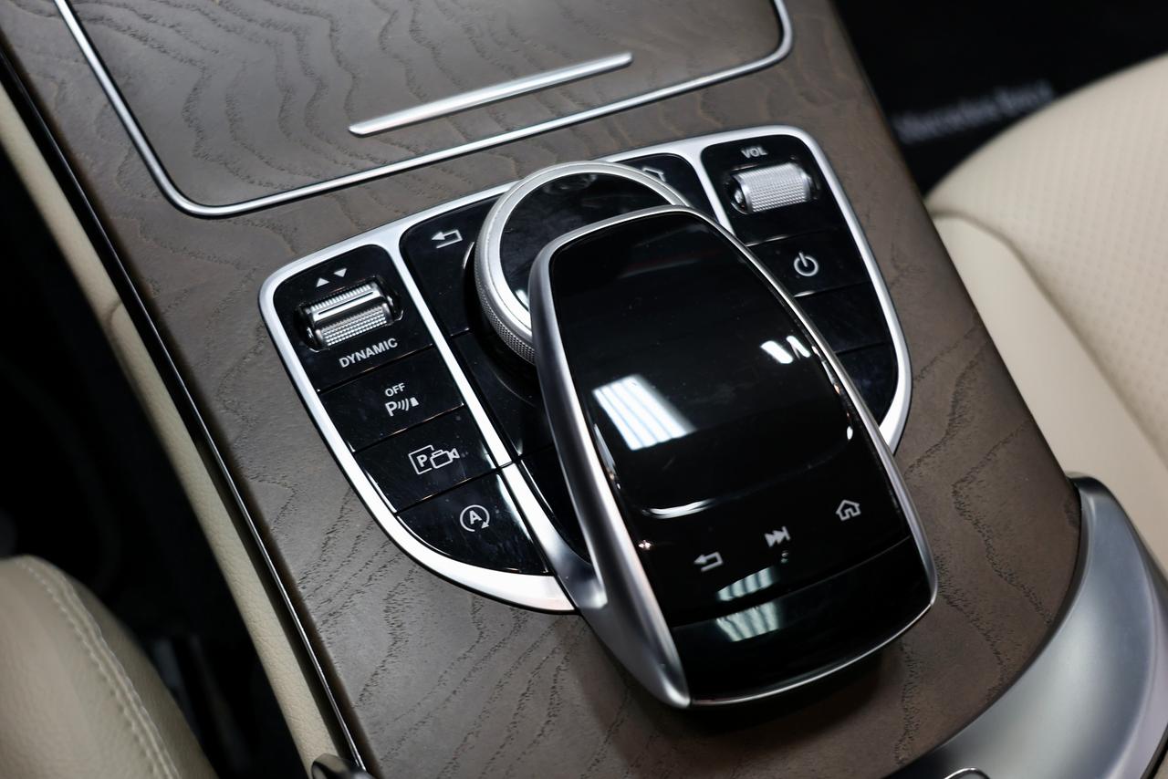 2020 Mercedes-Benz C-Class C300 4MATIC - PANO|NAVI|360CAMERA|BLINDSPOT Photo