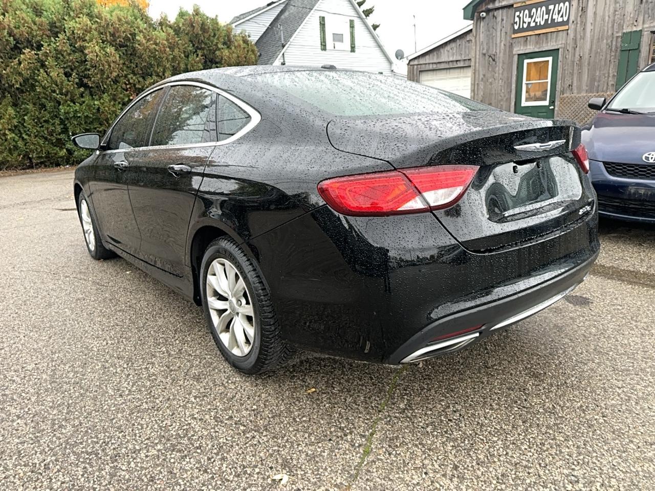 2015 Chrysler 200