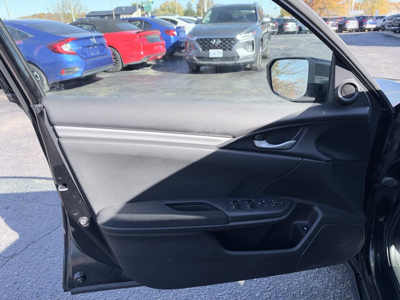 2018 Honda Civic LX MANUAL ONLY 71km Photo
