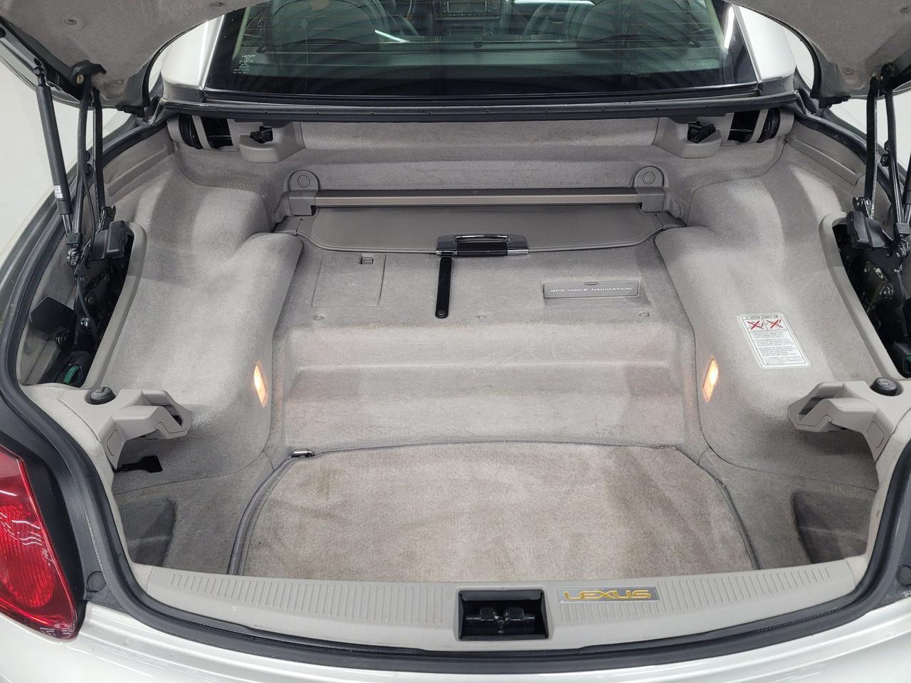 2004 Lexus SC 430  Photo