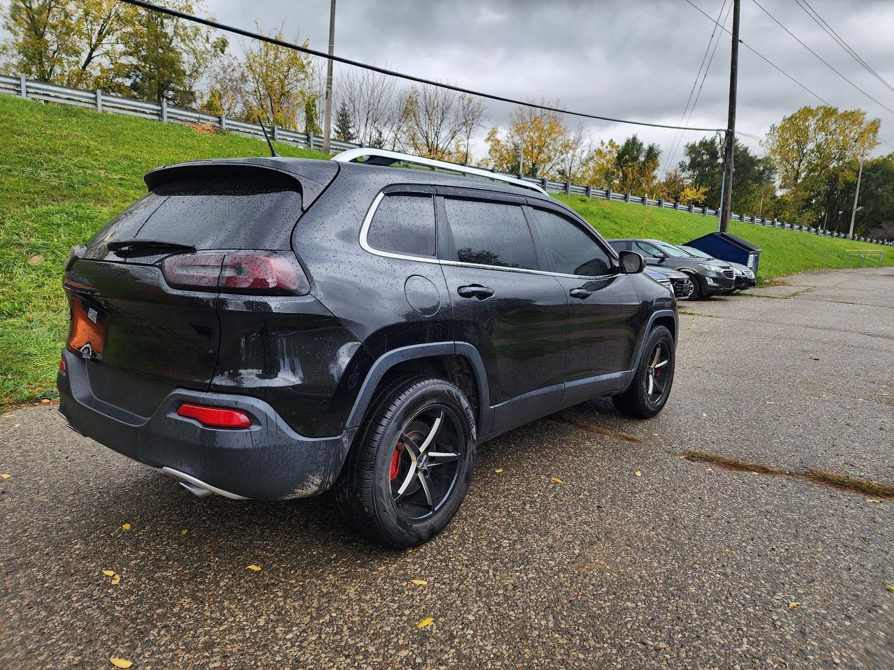 2014 Jeep Cherokee Limited l Clean Carfax l AWD l Mint Condition Photo