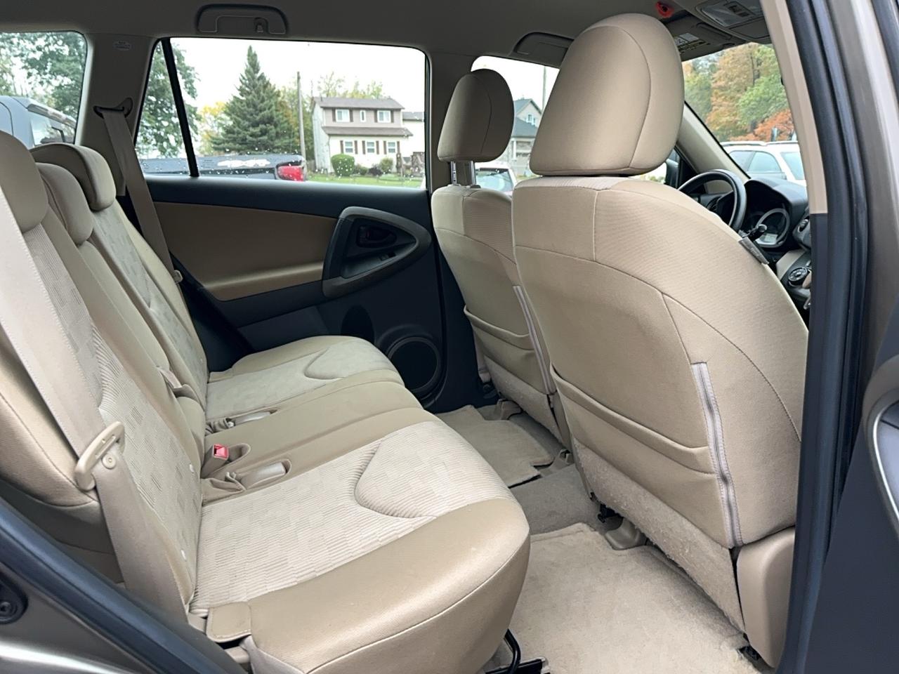 2009 Toyota RAV4 BASE Photo
