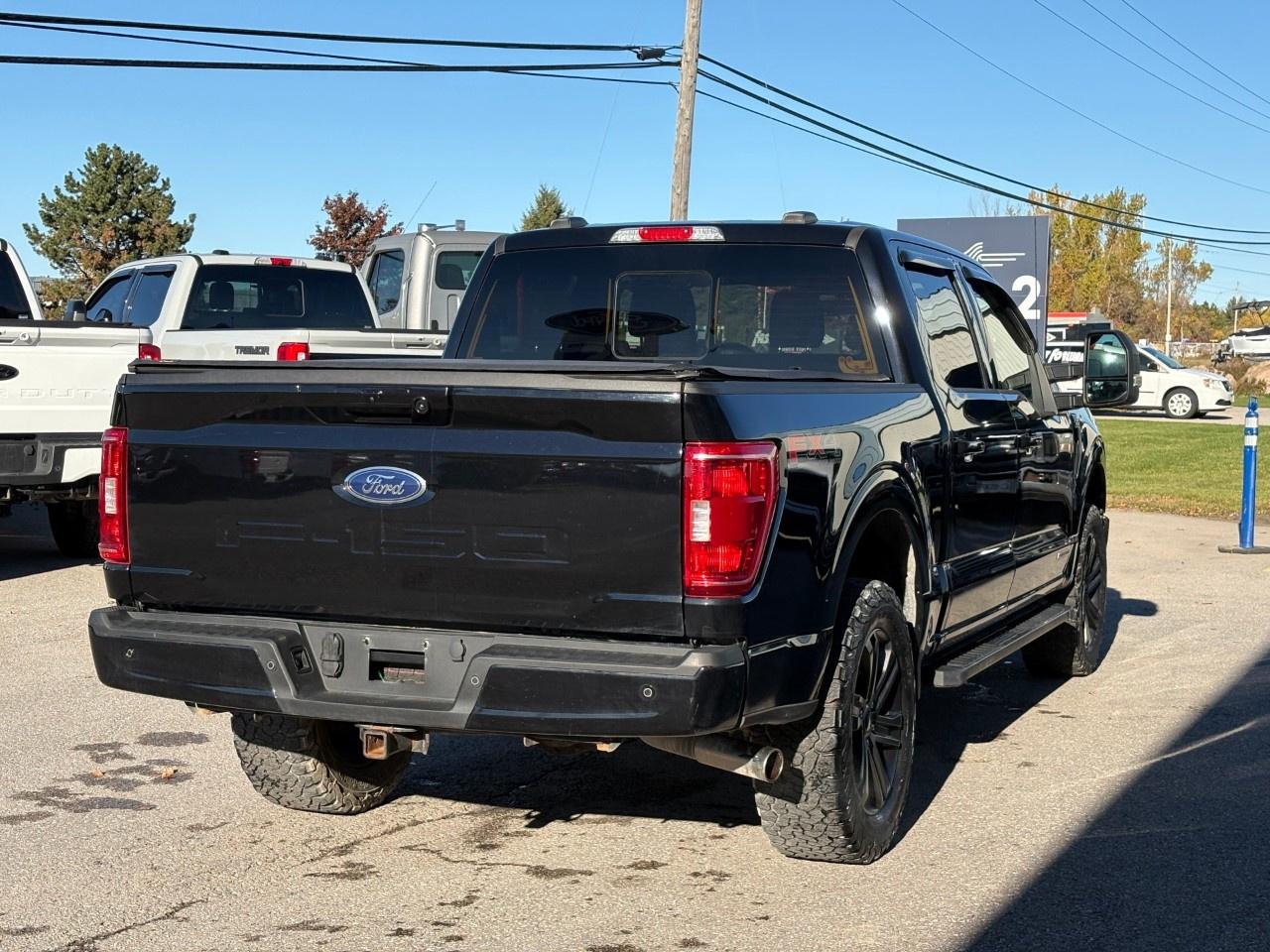2022 Ford F-150 XLT 4WD SuperCrew 5.5' Box Photo
