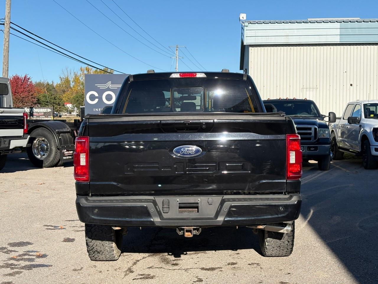 2022 Ford F-150 XLT 4WD SuperCrew 5.5' Box Photo