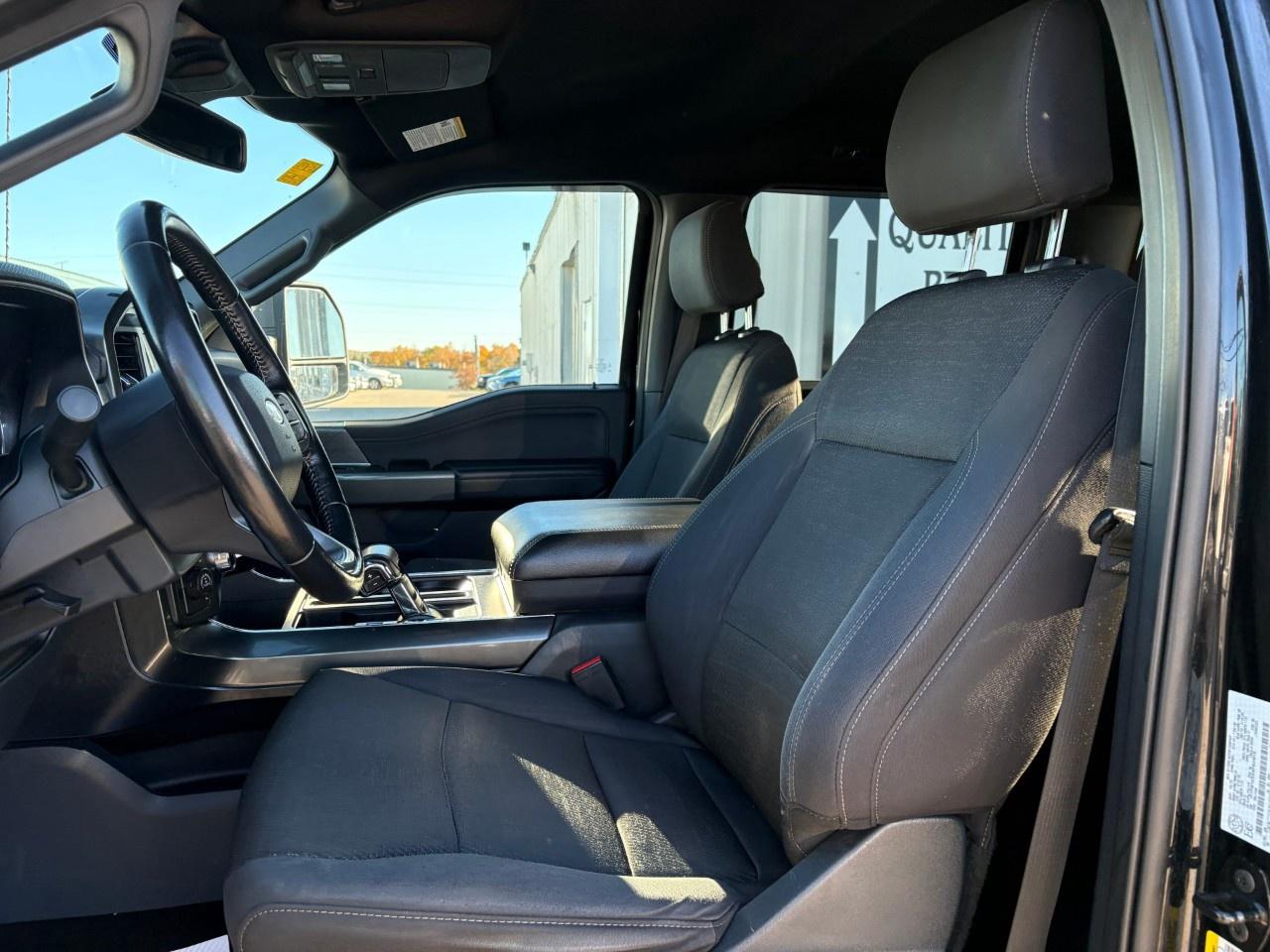 2022 Ford F-150 XLT 4WD SuperCrew 5.5' Box Photo