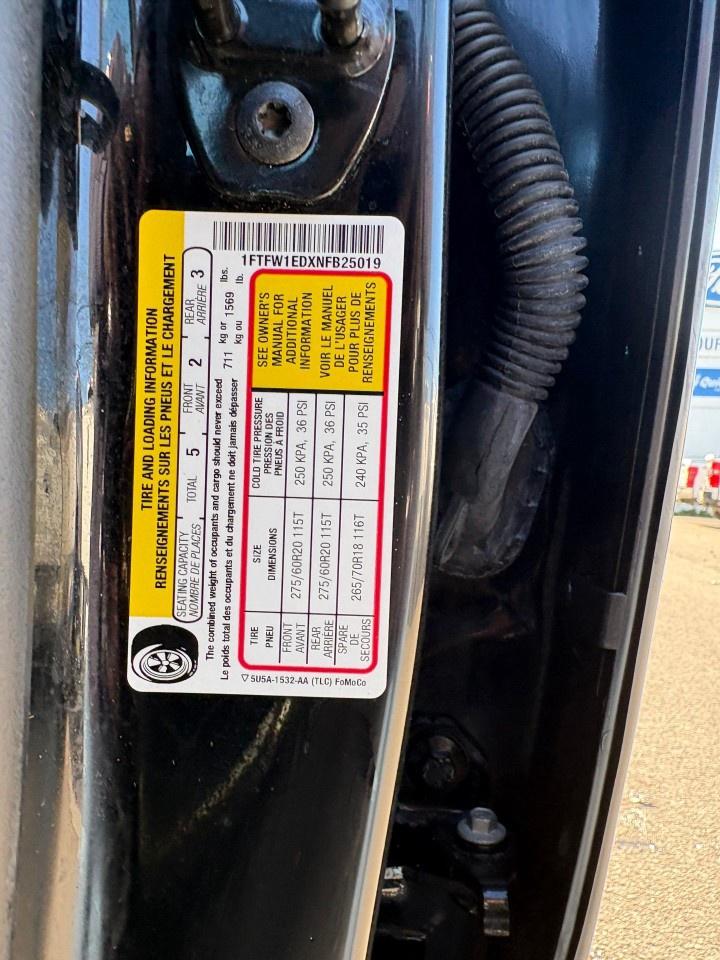 2022 Ford F-150 XLT 4WD SuperCrew 5.5' Box Photo