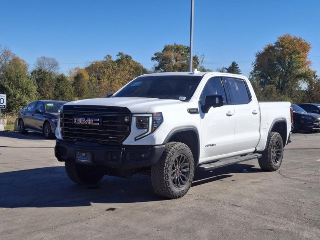 2023 GMC Sierra 1500 AT4X Crew 4X4 | 6.2L | Leather | Sunroof | Nav | HUD | 360 Camera | Cooled + Heated Seats and More ! Photo0