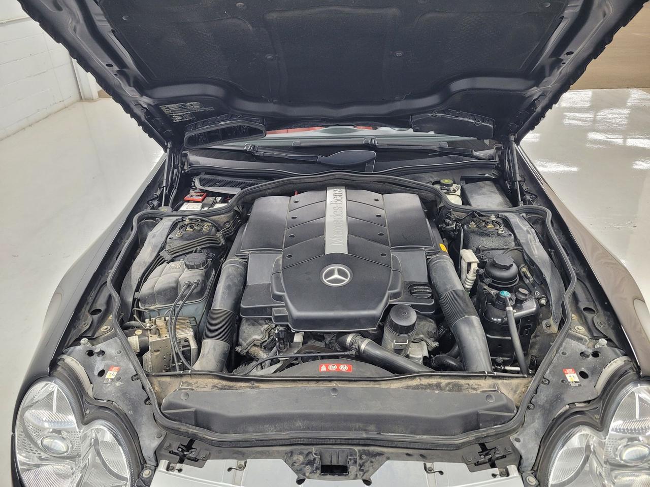 2004 Mercedes-Benz SL-Class 5.0L Photo