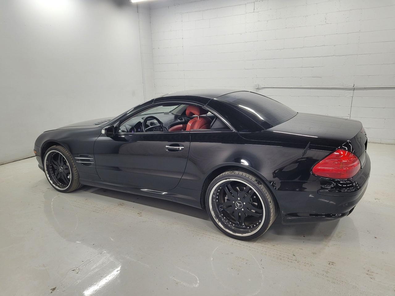 2004 Mercedes-Benz SL-Class 5.0L Photo