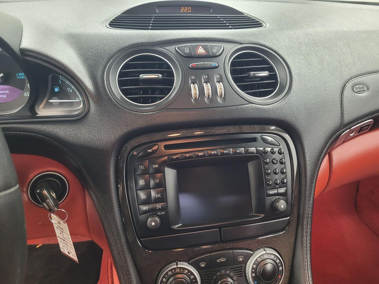 2004 Mercedes-Benz SL-Class 5.0L Photo15