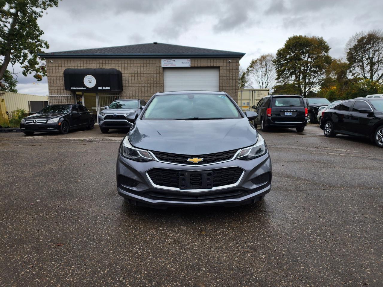 2018 Chevrolet Cruze LT l Clean Carfax l Low KMS l Reliable Photo