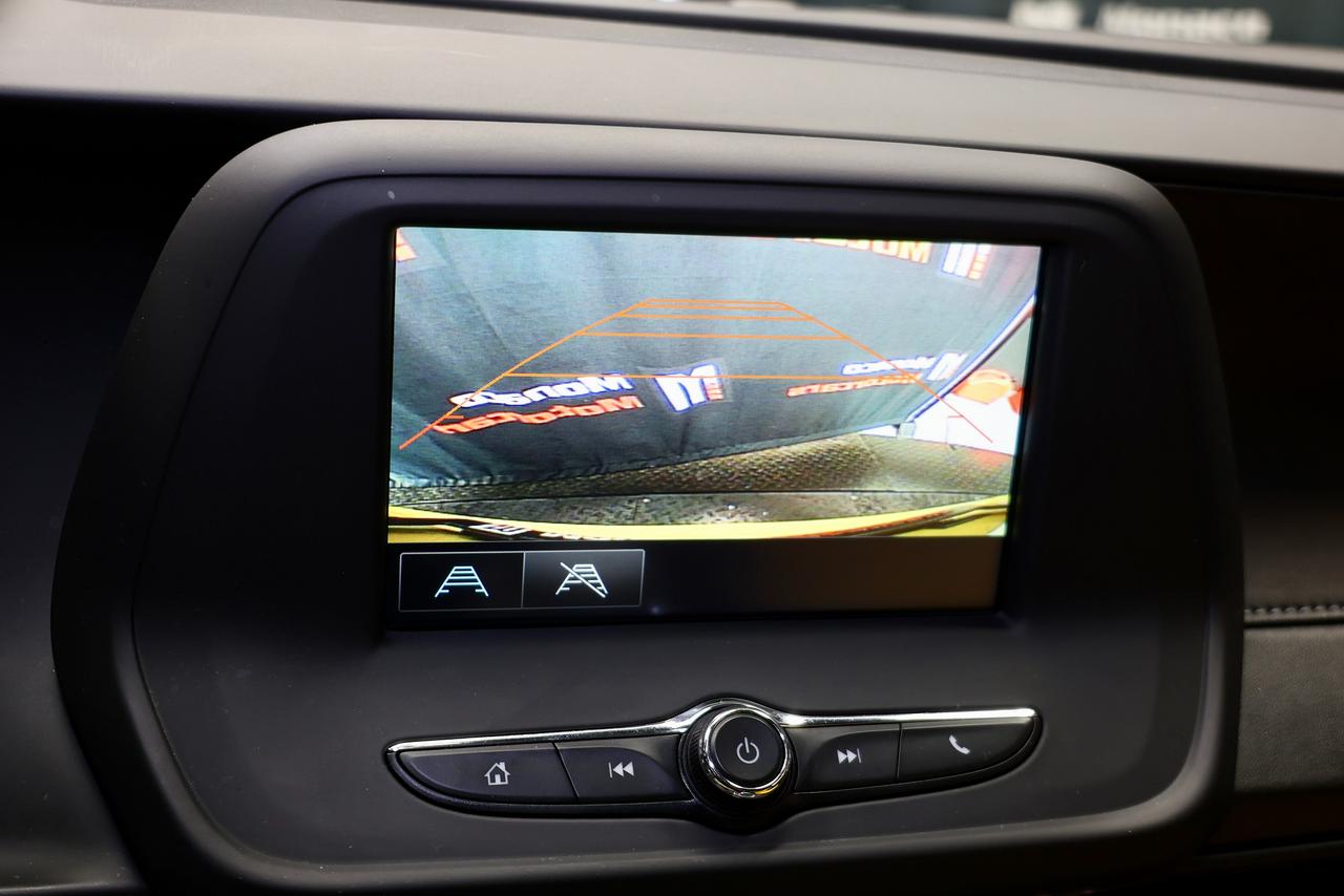 2017 Chevrolet Camaro 1LT RS (WRS) - SUNROOF|LEATHER|50th Anniversary Photo