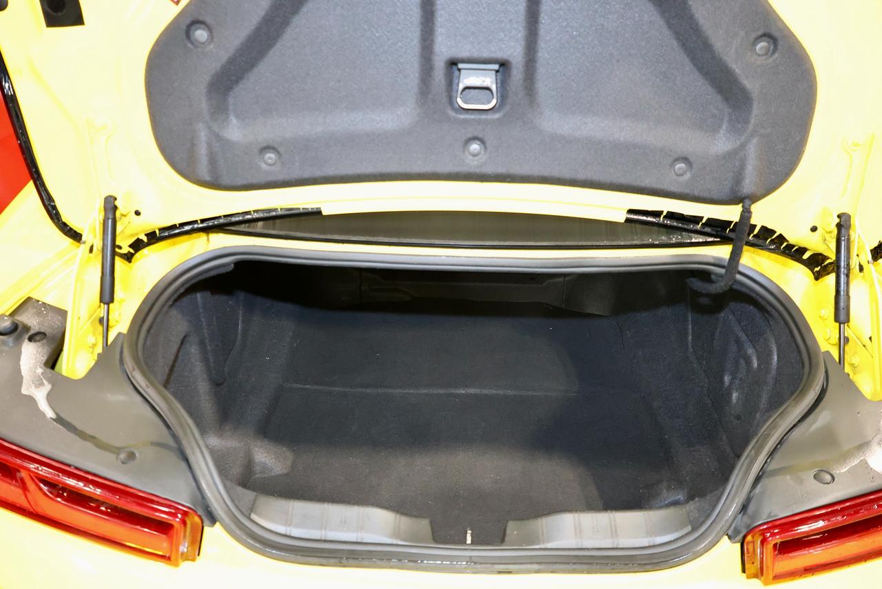 2017 Chevrolet Camaro 1LT RS (WRS) - SUNROOF|LEATHER|50th Anniversary Photo