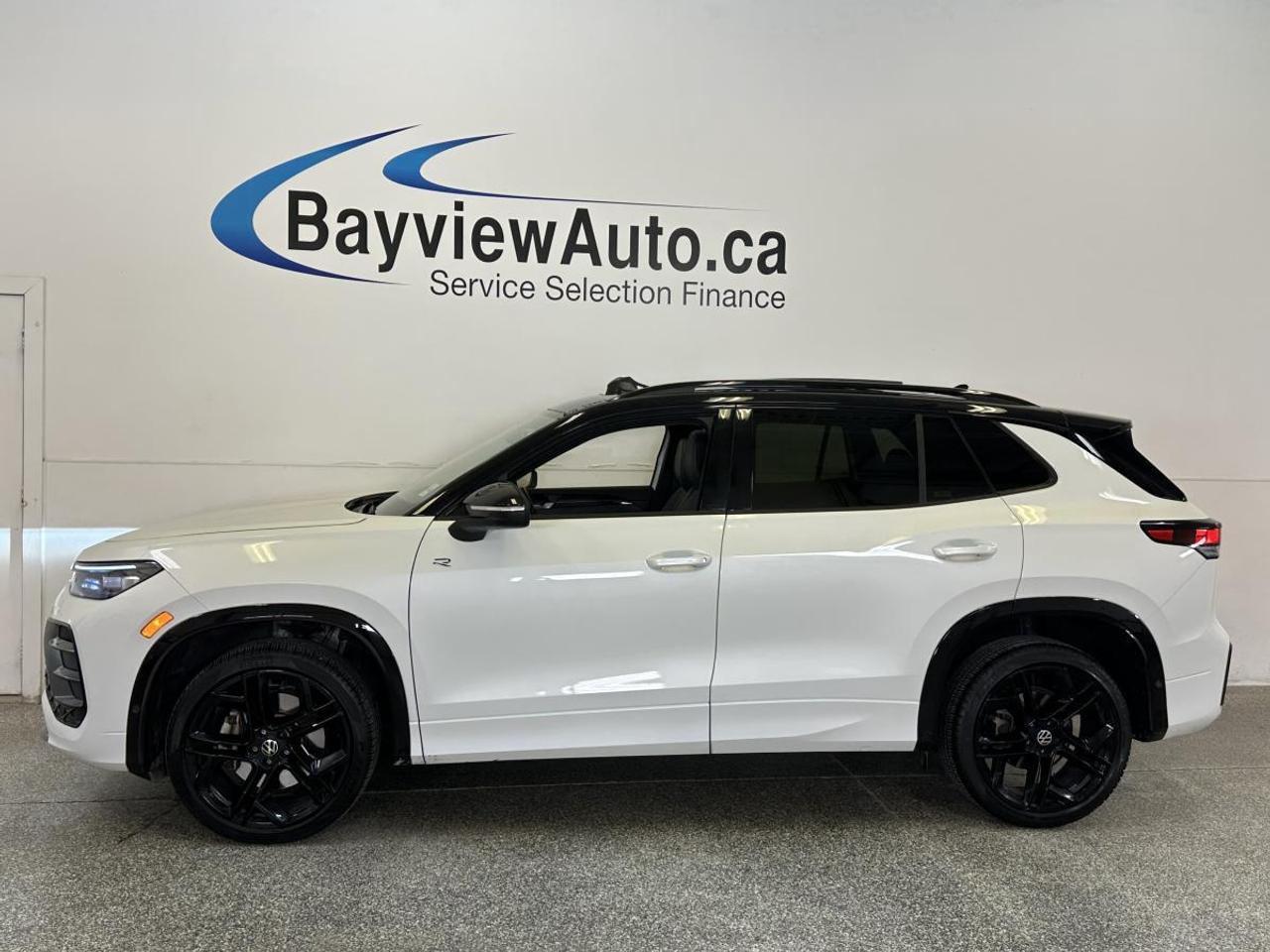 2026 Volkswagen Tiguan Comfortline R-Line Black Edition COMFORTLINE BLACK EDITION/4MOTION/PANOROOF/LEATHER/20KM! Photo3