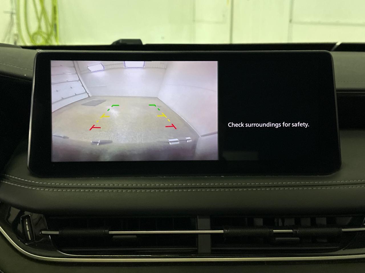 2024 Infiniti QX60 Pure PURE/AWD/7-PASSENGER/LEATHER/ROOF/OFF 1 OWNER LEASE! Photo