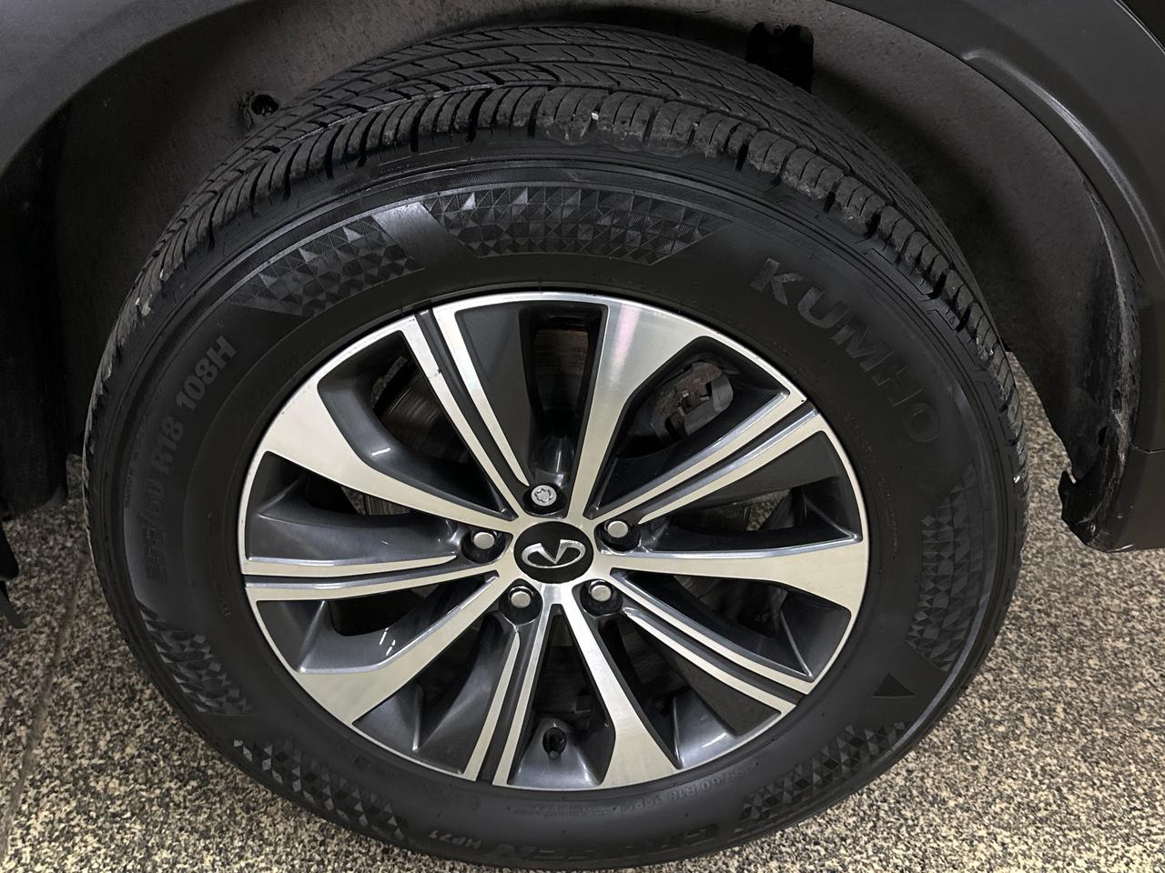 2024 Infiniti QX60 Pure PURE/AWD/7-PASSENGER/LEATHER/ROOF/OFF 1 OWNER LEASE! Photo