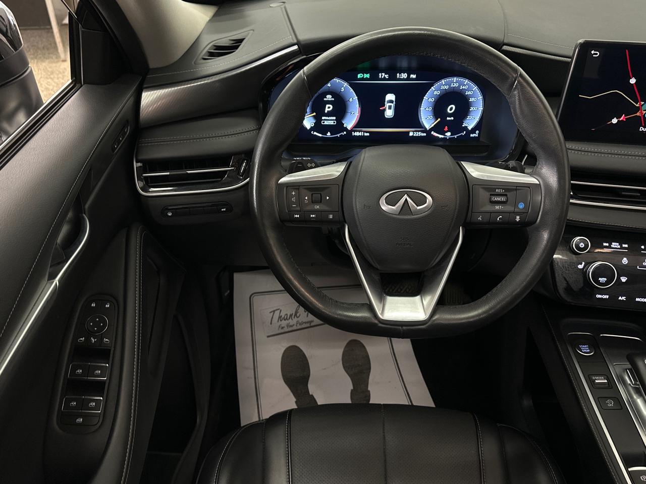 2024 Infiniti QX60 Luxe LUXE/AWD/7-PASSENGER/LEATHER/ROOF/NAV/OFF 1 OWNER LEASE! Photo