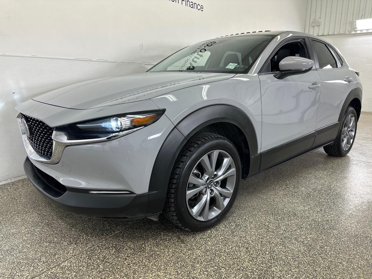 2025 Mazda CX-30 GS/AWD/LEATHER/ROOF/11KM/1 OWNER! Photo