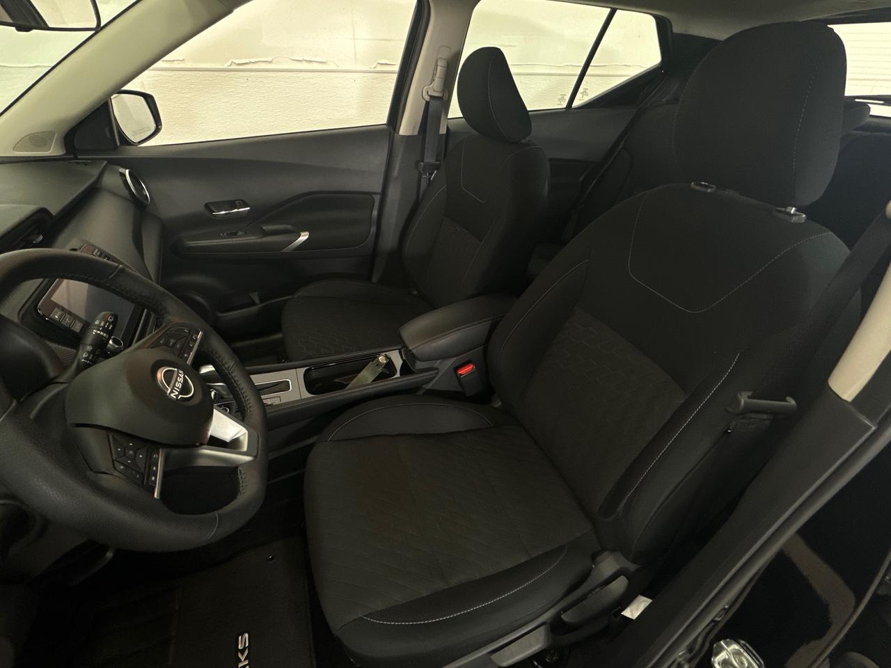 2024 Nissan Kicks SV/BLACK/21KM/OFF 1 OWNER NISSAN LEASE! Photo